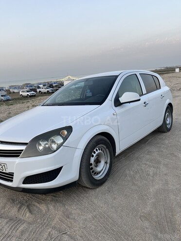 Opel Astra 2010, 289,000 km - 1.4 l - Bakı