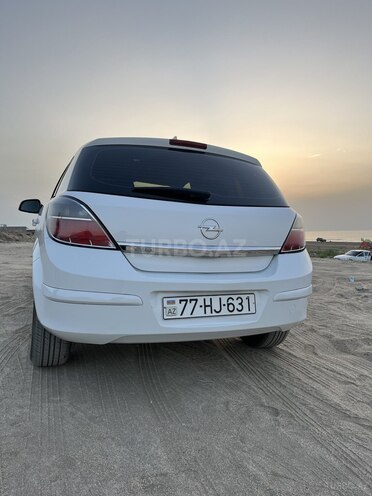 Opel Astra 2010, 289,000 km - 1.4 l - Bakı