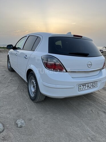 Opel Astra 2010, 289,000 km - 1.4 l - Bakı