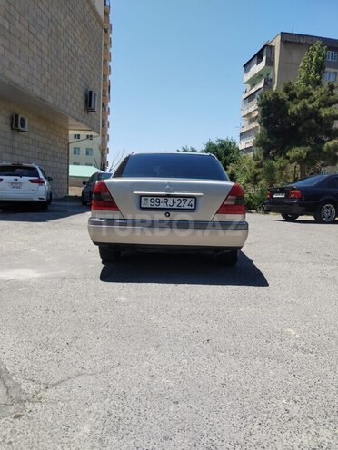 Mercedes C 180-4