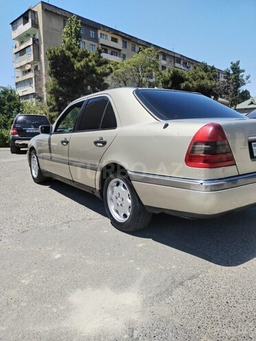 Mercedes C 180-2