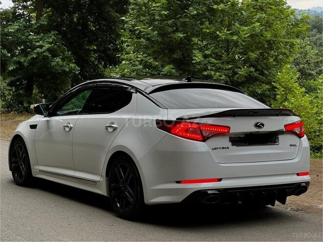 Kia Optima-3