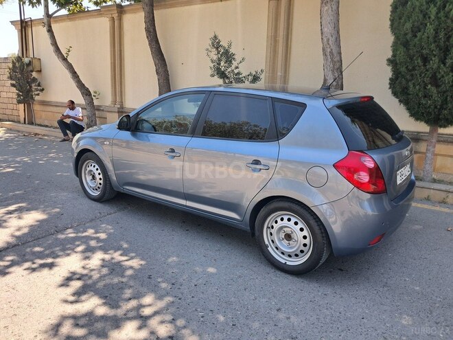 Kia Ceed 2007, 300,000 km - 1.6 l - Bakı