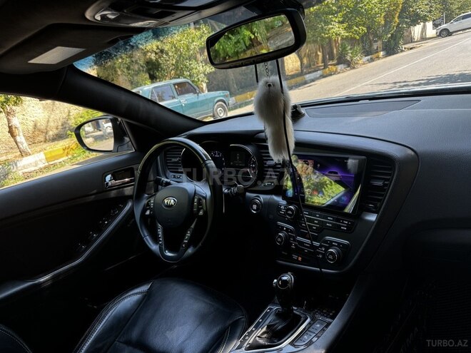 Kia Optima-4