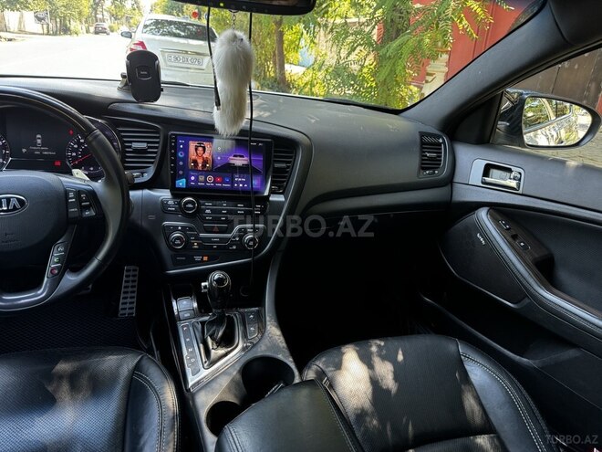 Kia Optima-11
