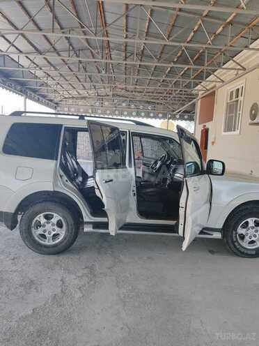 Mitsubishi Pajero 2008, 202,000 km - 3.0 l - Bakı