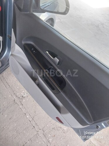 Kia Ceed 2006, 220 km - 1.6 l - Salyan