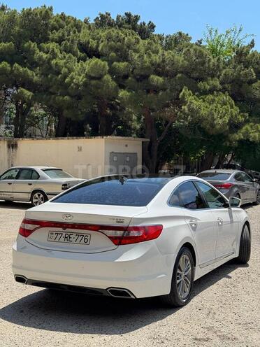 Hyundai Grandeur 2014, 200,000 km - 2.2 л - Bakı