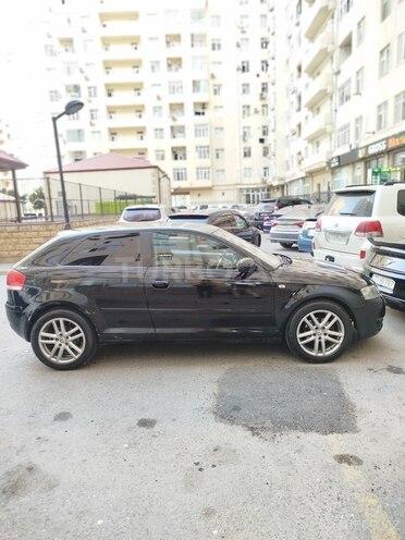 Audi A3 2004, 300,000 km - 1.6 l - Bakı