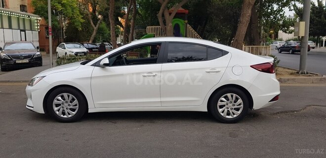 Hyundai Elantra 2020, 150,000 km - 2.0 л - Bakı