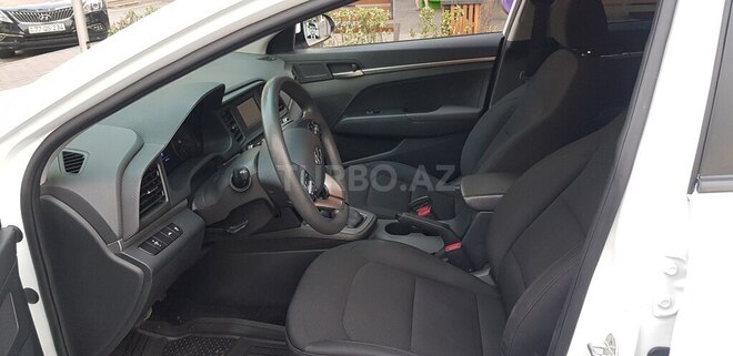Hyundai Elantra 2020, 150,000 km - 2.0 л - Bakı