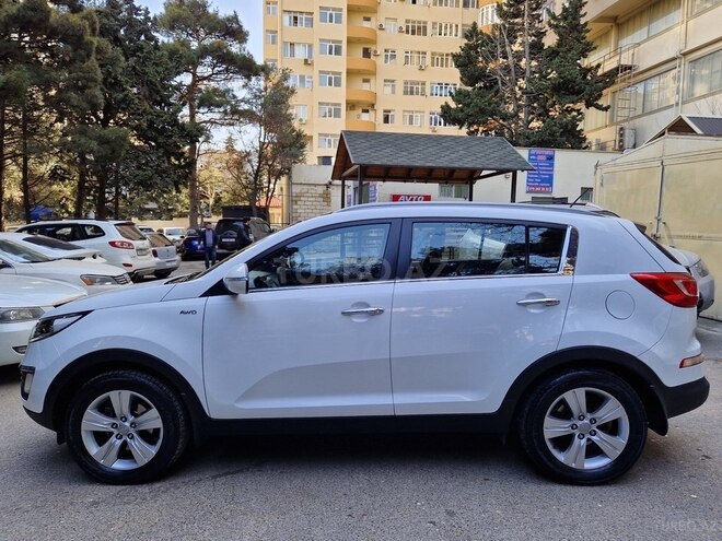 Kia Sportage 2011, 105,000 km - 2.0 l - Bakı
