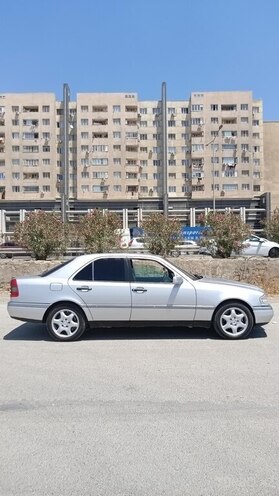 Mercedes C 180 1995, 483,526 km - 1.8 л - Xırdalan