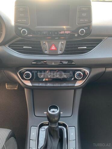 Hyundai i30 2017, 244,000 km - 1.6 l - Bakı