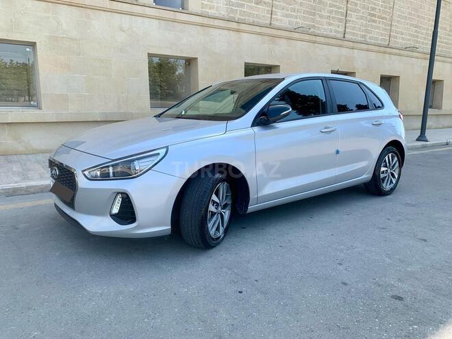 Hyundai i30 2017, 244,000 km - 1.6 l - Bakı