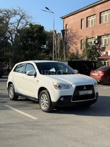 Mitsubishi ASX-2