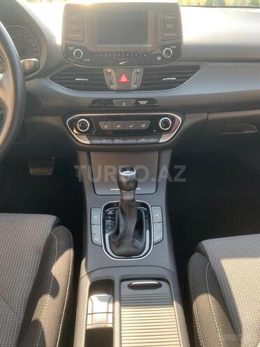 Hyundai i30 2017, 244,000 km - 1.6 l - Bakı