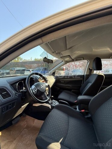 Mitsubishi ASX-6
