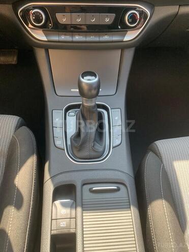 Hyundai i30 2017, 244,000 km - 1.6 l - Bakı