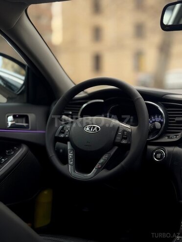 Kia K5-7