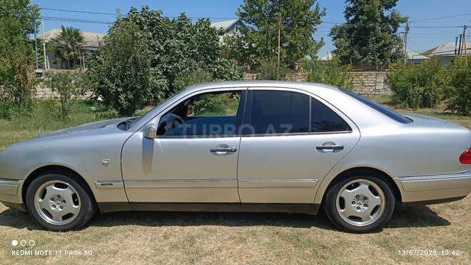 Mercedes E 200 1996, 373,000 km - 2.0 л - Ağcabədi