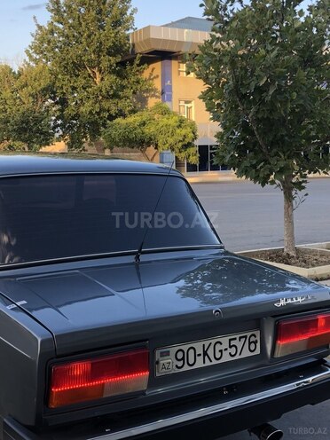 LADA (VAZ) 2107-2