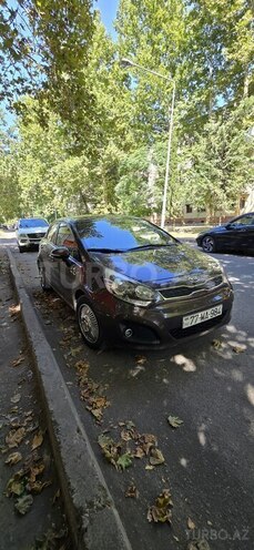 Kia Rio 2011, 252,000 km - 1.1 l - Mingəçevir