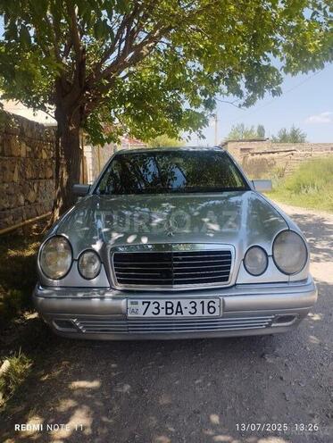 Mercedes E 240 1999, 235,000 km - 2.4 л - Şərur