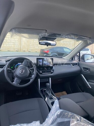 Toyota Corolla Cross 2025, 0 km - 2.0 л - Bakı