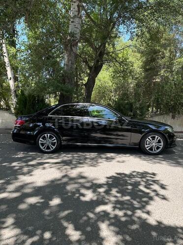 Mercedes E 220-6