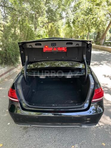 Mercedes E 220-9