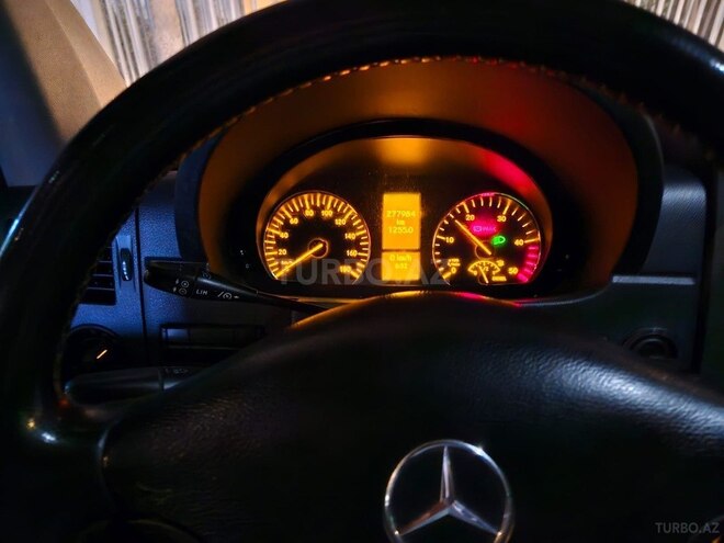 Mercedes Sprinter 313 2009, 277,000 km - 2.2 l - Bakı