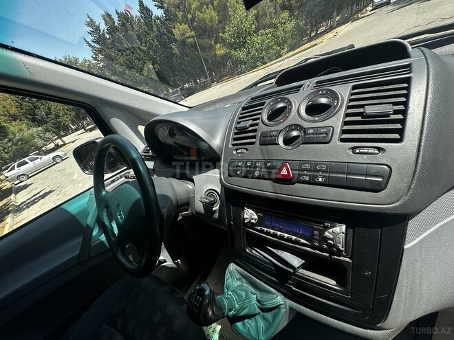 Mercedes Vito 115 2009, 275,000 km - 2.2 л - Bakı