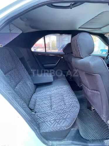 Mercedes C 250 d 1995, 234,570 km - 2.5 l - Bakı