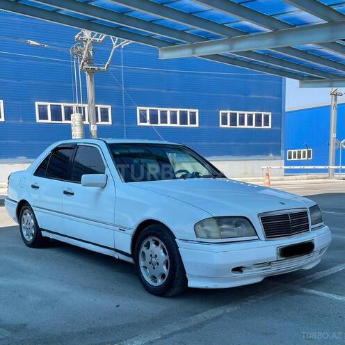 Mercedes C 250 d 1995, 234,570 km - 2.5 l - Bakı