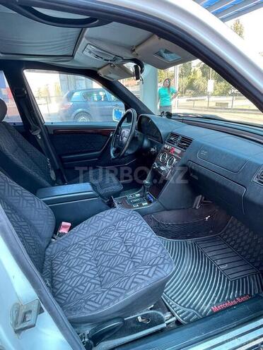 Mercedes C 250 d 1995, 234,570 km - 2.5 l - Bakı