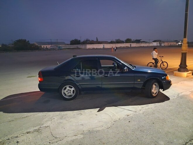 Mercedes C 220 1995, 400,000 km - 2.2 л - Bakı