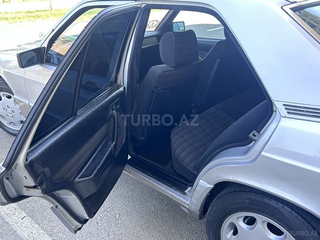 Mercedes 190 1993, 243,000 km - 2.0 l - Bakı