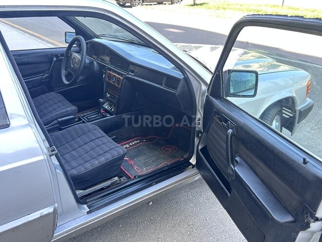 Mercedes 190 1993, 243,000 km - 2.0 l - Bakı