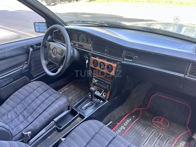 Mercedes 190 1993, 243,000 km - 2.0 l - Bakı