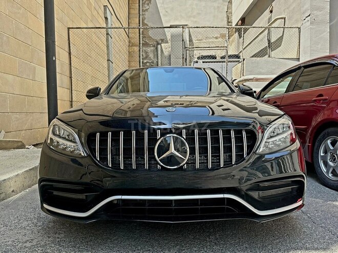 Mercedes C 300 2019, 63,000 km - 2.0 л - Bakı
