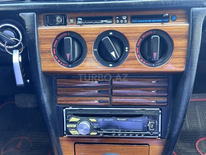 Mercedes 190 1993, 243,000 km - 2.0 l - Bakı