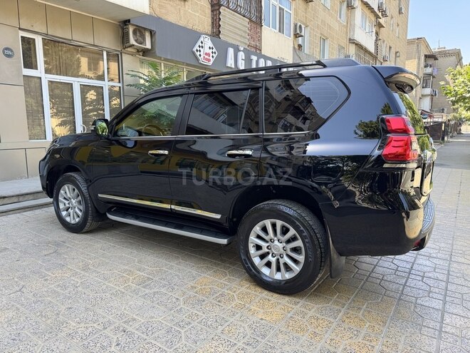 Toyota Land Cruiser Prado 2017, 300,000 km - 4.0 l - Bakı