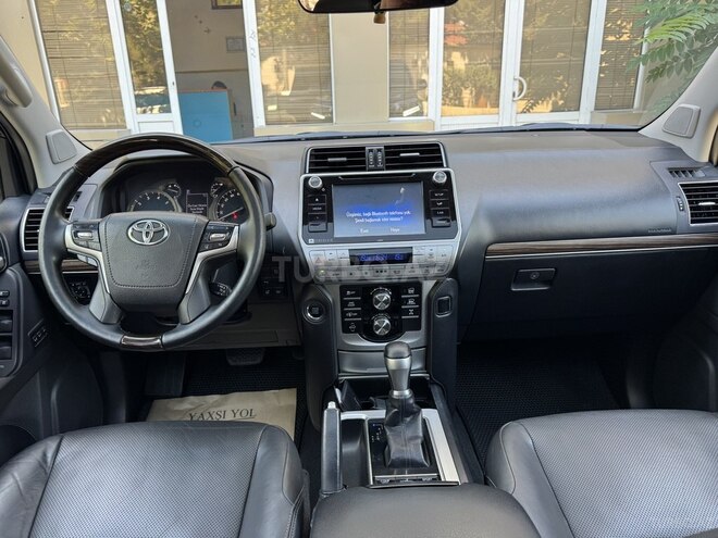 Toyota Land Cruiser Prado 2017, 300,000 km - 4.0 l - Bakı