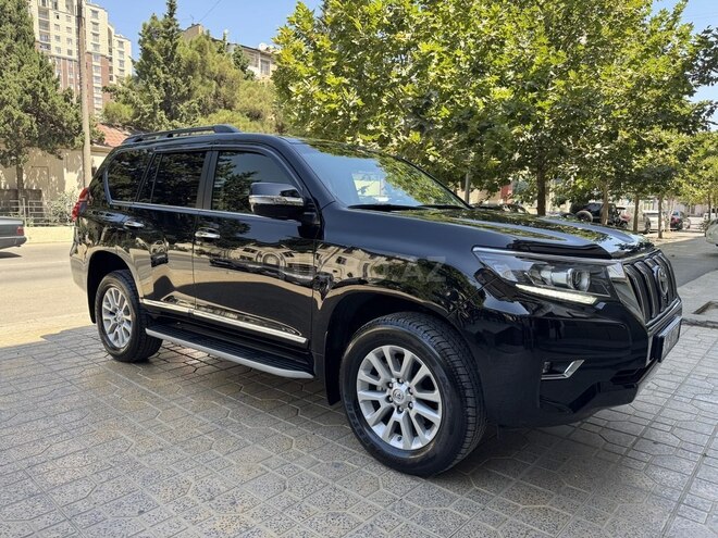 Toyota Land Cruiser Prado 2017, 300,000 km - 4.0 l - Bakı