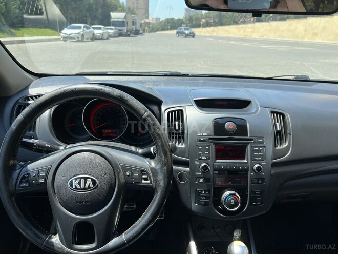 Kia Cerato 2009, 198,800 km - 2.0 l - Bakı