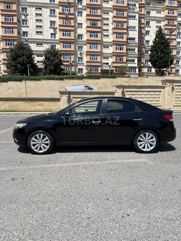 Kia Cerato 2009, 198,800 km - 2.0 l - Bakı