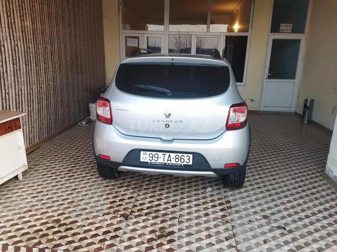 Renault Sandero Stepway 2015, 210,000 km - 1.6 l - Gəncə