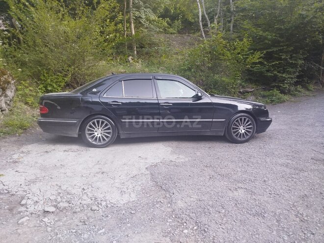 Mercedes E 240 2001, 455,000 km - 2.6 l - Bakı
