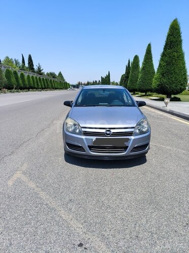 Opel Astra 2005, 260,000 km - 1.4 l - Gəncə
